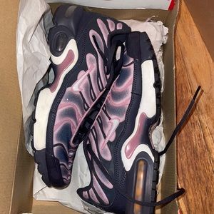 Air max plus gs size 7Y
